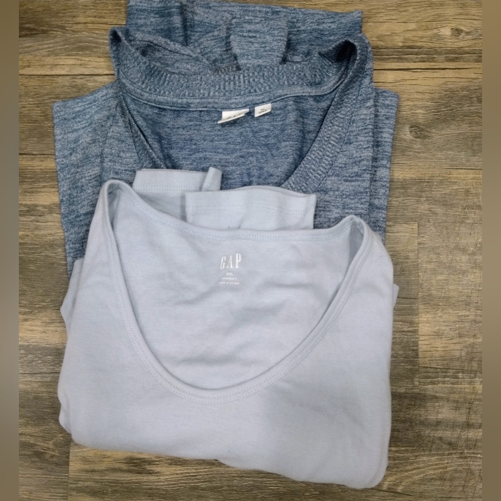 Gap 2 Piece Bundle! - image 1